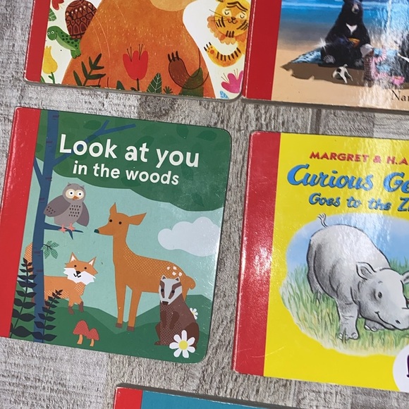 Set of 5 chick fil a miniature books - Picture 4 of 9